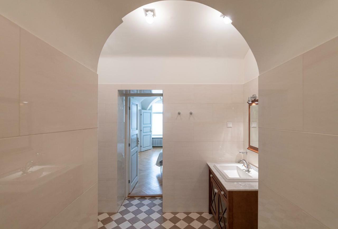 Tallinn Housing 2 Bdr 2 Bathroom With Sauna At Carl Engel Luxury House Buitenkant foto